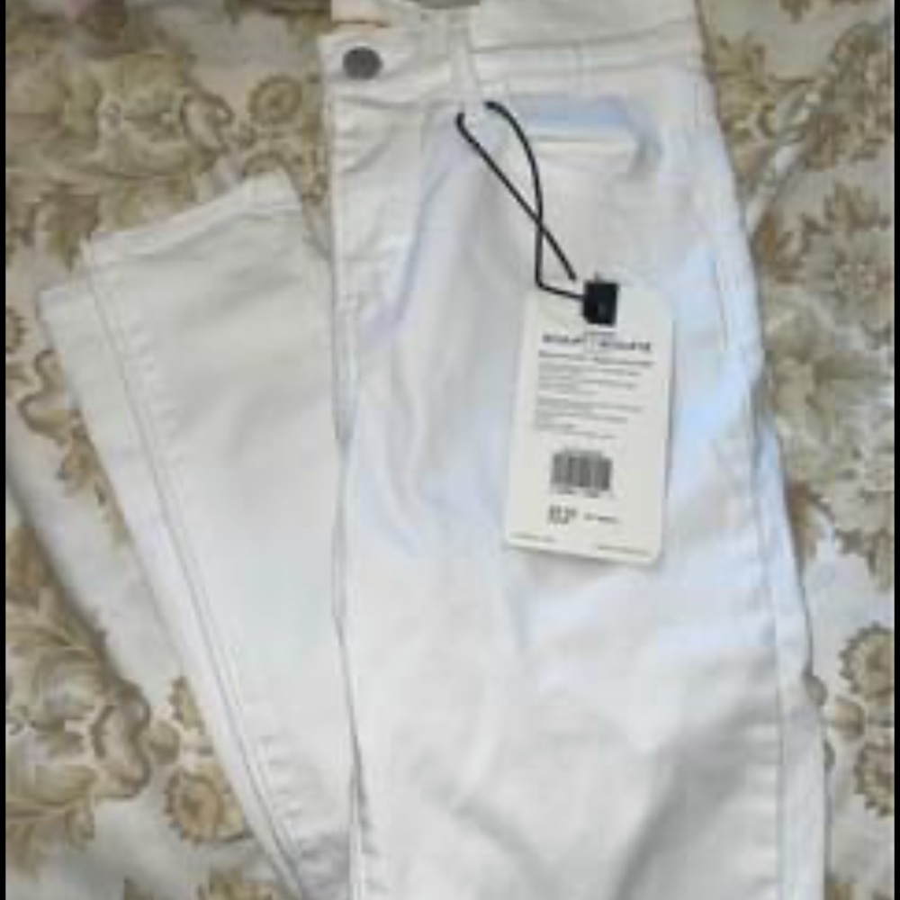 Brand new white 720 super skinny Levi jeans